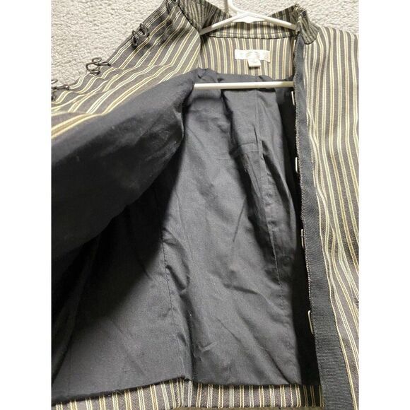 Isaac Mizrahi  Size Small Gray Striped Cropped Blazer Jacket - Picture 4 of 9